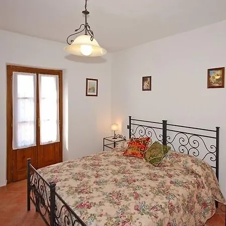 Portole Cortona